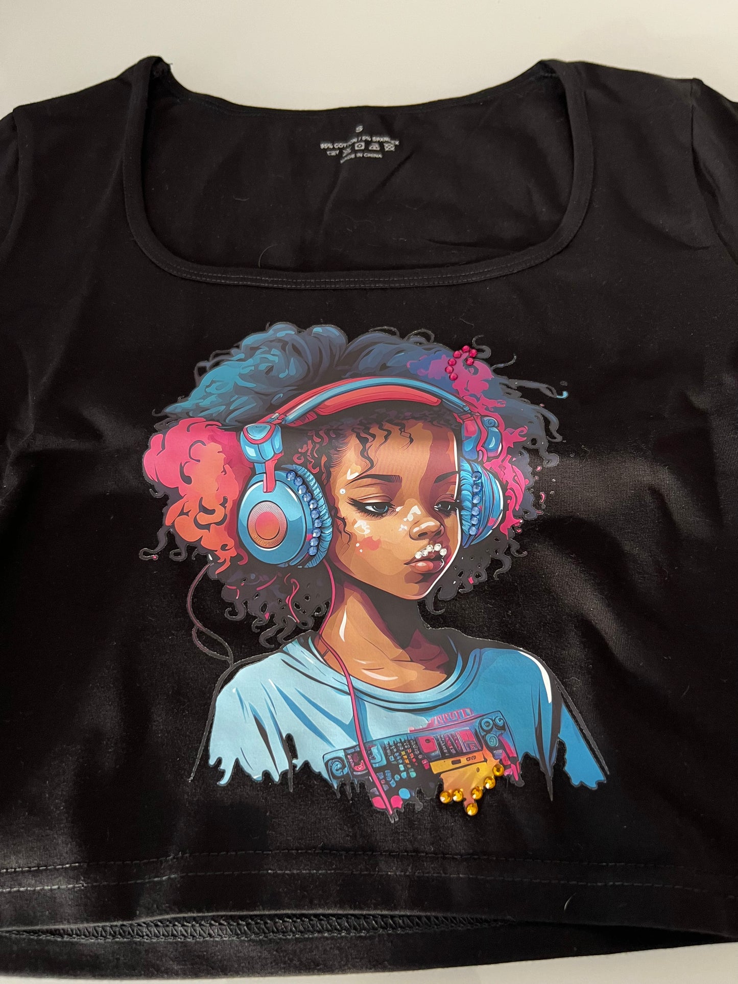T-SHIRT
