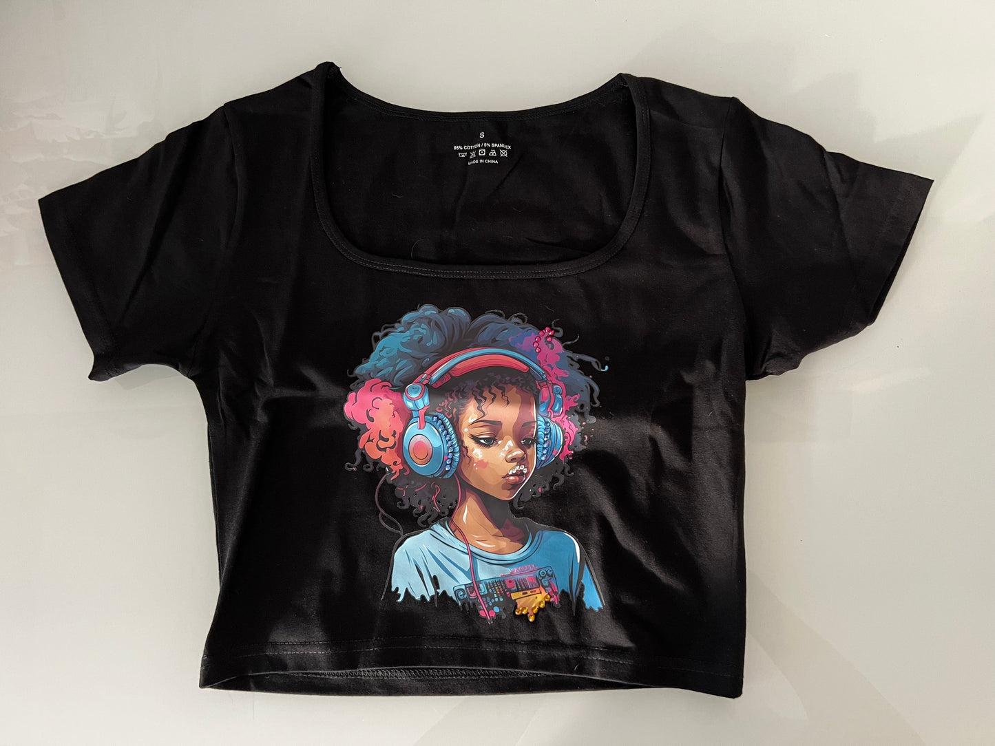 T-SHIRT