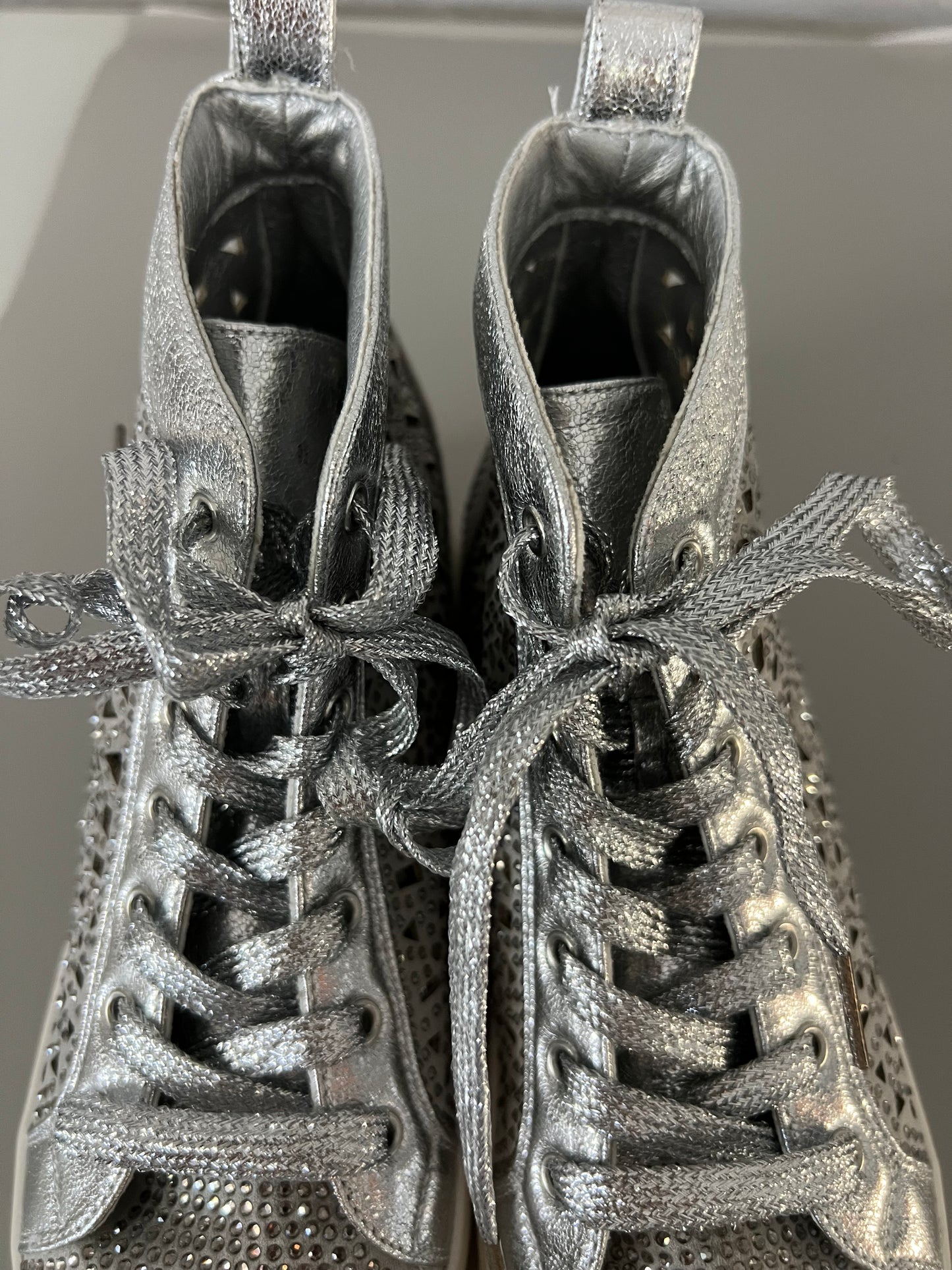 shine Sneakers